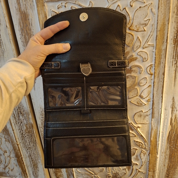 Brighton Black Pebbled Leather Croc-embossed Wallet Organizer.  - Picture 4 of 16